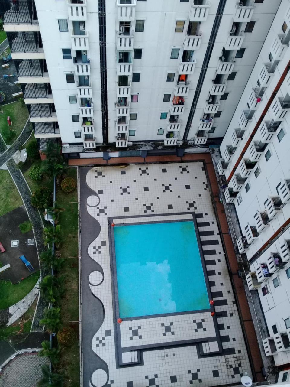 Raja Property Jakarta Bagian luar foto