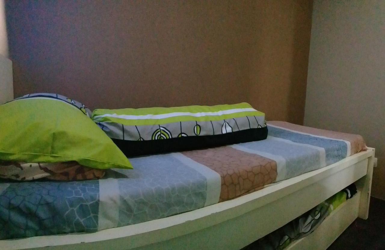Raja Property Jakarta Bagian luar foto